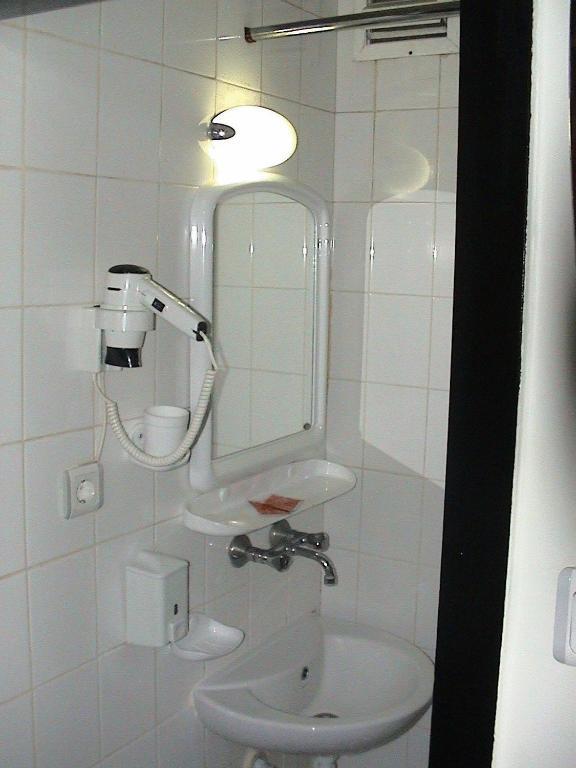 Cagri Hotel Истанбул Екстериор снимка